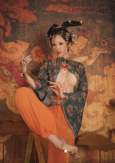 黄雨婷个人资料